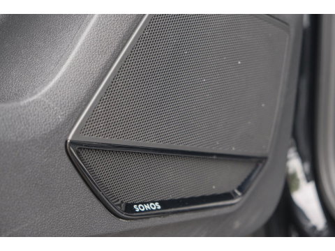 Audi RSQ3 Sportback TFSI 400pk Panoramadak Sonos Trekhaak 21" LMV BOMVOL Rode stiksels Carbon