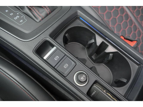 Audi RSQ3 Sportback TFSI 400pk Panoramadak Sonos Trekhaak 21" LMV BOMVOL Rode stiksels Carbon