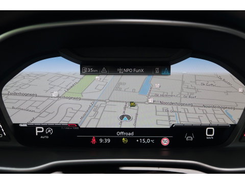 Audi RSQ3 Sportback TFSI 400pk Panoramadak Sonos Trekhaak 21" LMV BOMVOL Rode stiksels Carbon