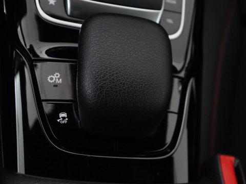 Mercedes-Benz A-Klasse AMG 35 4Matic Night | Panoramadak | Carplay | Widescreen | Stoelverwarming | Burmester | 360 camera | Sfeerverlichting | Leder/Alcantara | Navigatie