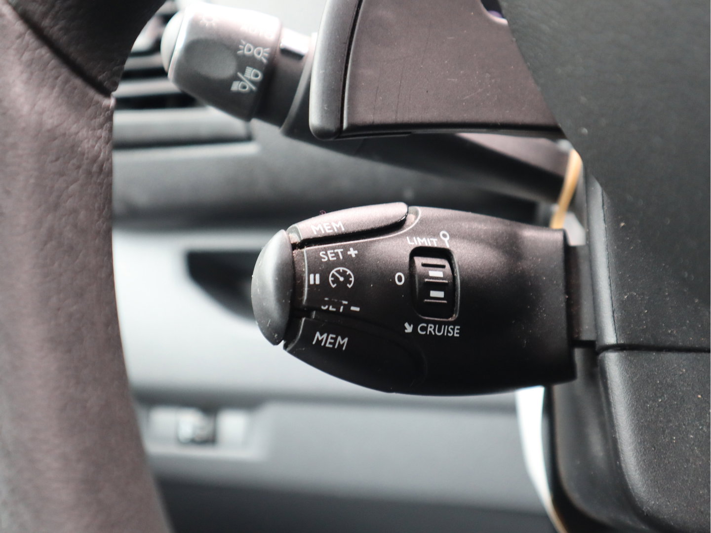 Citroën Jumpy 2.0 BlueHDI 123pk Automaat - L2 Lang - Trekhaak - Cruise - Navi
