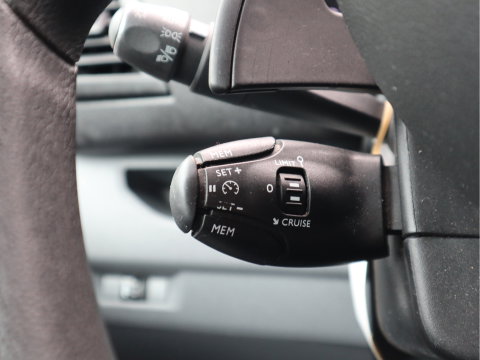 Citroën Jumpy 2.0 BlueHDI 123pk Automaat - L2 Lang - Trekhaak - Cruise - Navi