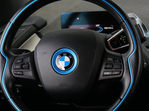 BMW i3 42kWh/ WARMTEPOMP/ CAMERA/ PDC V+A/ DAB/ SOH 87%