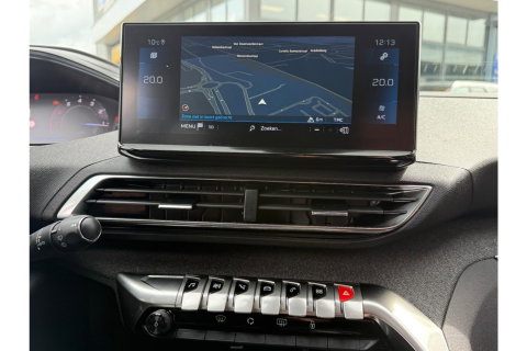 Peugeot 3008 1.2 PURETECH ALLUREPACK AUTOMAAT 130PK AIRCO NAVI PDC-CAMERA.