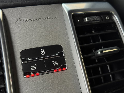 Porsche Panamera 4.8 Turbo | Facelift! | Origineel Nederlands | 520 PK! | Luchtvering | Apple Carplay | Android Auto | 20" Lichtmetaal | Leder | 360° Camera | Bose | Memory Stoelen |