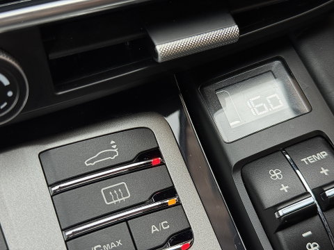 Porsche Panamera 4.8 Turbo | Facelift! | Origineel Nederlands | 520 PK! | Luchtvering | Apple Carplay | Android Auto | 20" Lichtmetaal | Leder | 360° Camera | Bose | Memory Stoelen |