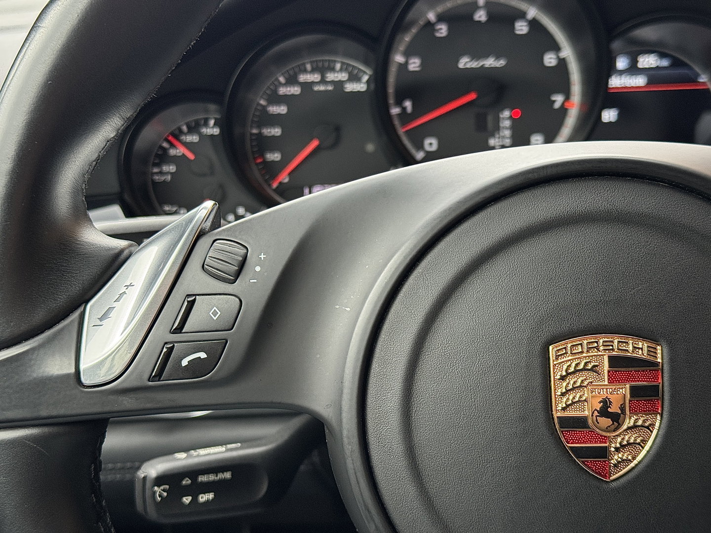 Porsche Panamera 4.8 Turbo | Facelift! | Origineel Nederlands | 520 PK! | Luchtvering | Apple Carplay | Android Auto | 20" Lichtmetaal | Leder | 360° Camera | Bose | Memory Stoelen |