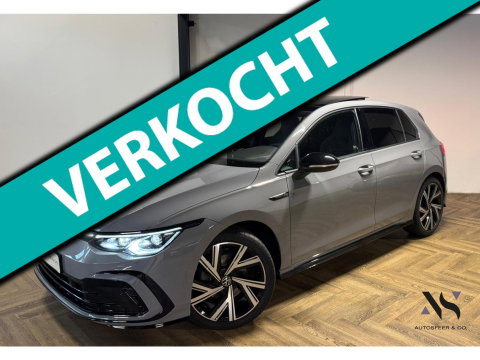 Volkswagen Golf 1.5 eTSI R-Line PANO KEYLESS CAM