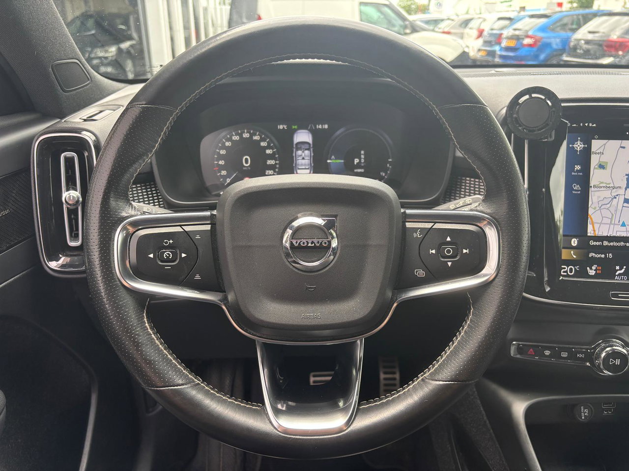 Volvo XC40