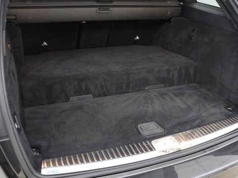 Mercedes-Benz C-Klasse Estate 300 e AMG Limited Edition | SOH 84.9% | Virtual | Trekhaak | 360 Camera | Navi | Carplay | Sportstoelen | Climate Control | Cruise Control | Elec. Kofferklep