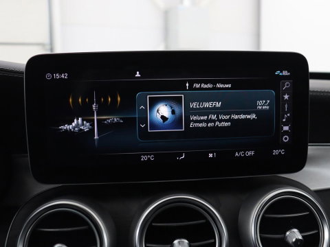 Mercedes-Benz C-Klasse Estate 300 e AMG Limited Edition | SOH 84.9% | Virtual | Trekhaak | 360 Camera | Navi | Carplay | Sportstoelen | Climate Control | Cruise Control | Elec. Kofferklep