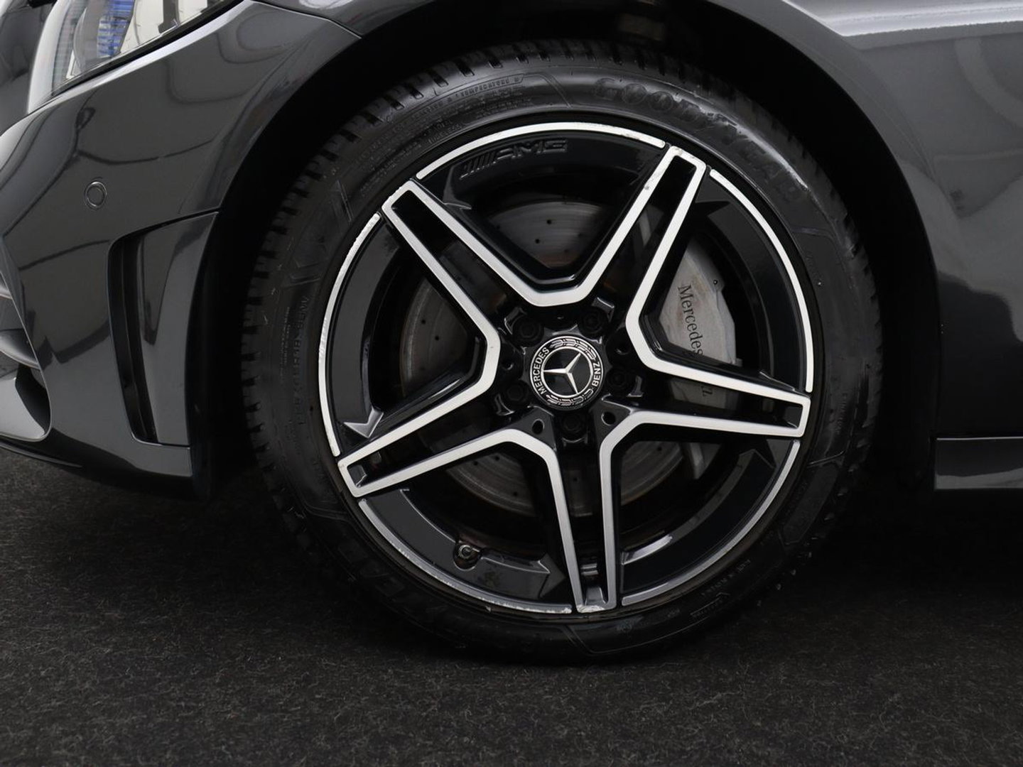 Mercedes-Benz C-Klasse Estate 300 e AMG Limited Edition | SOH 84.9% | Virtual | Trekhaak | 360 Camera | Navi | Carplay | Sportstoelen | Climate Control | Cruise Control | Elec. Kofferklep