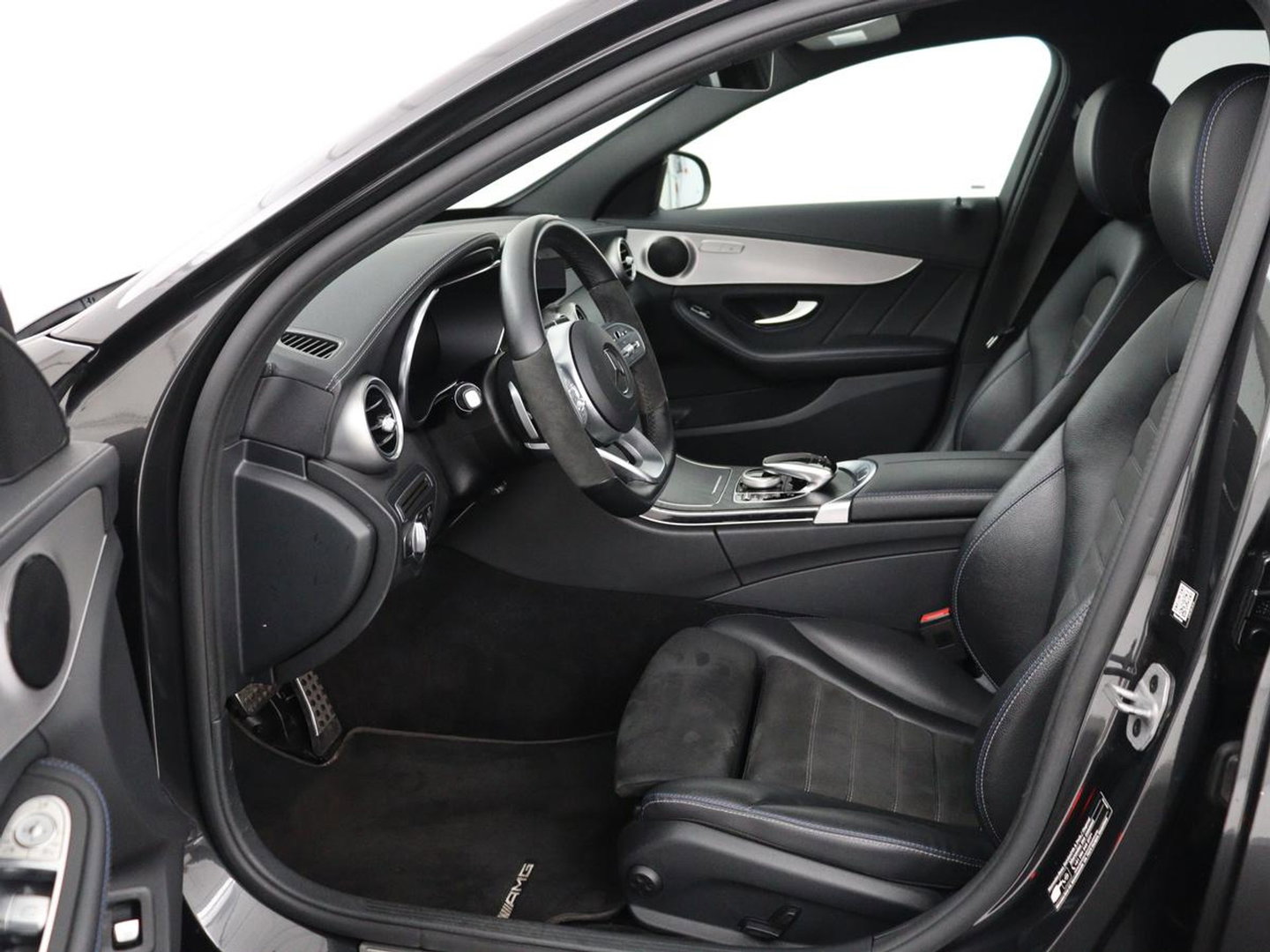 Mercedes-Benz C-Klasse Estate 300 e AMG Limited Edition | SOH 84.9% | Virtual | Trekhaak | 360 Camera | Navi | Carplay | Sportstoelen | Climate Control | Cruise Control | Elec. Kofferklep