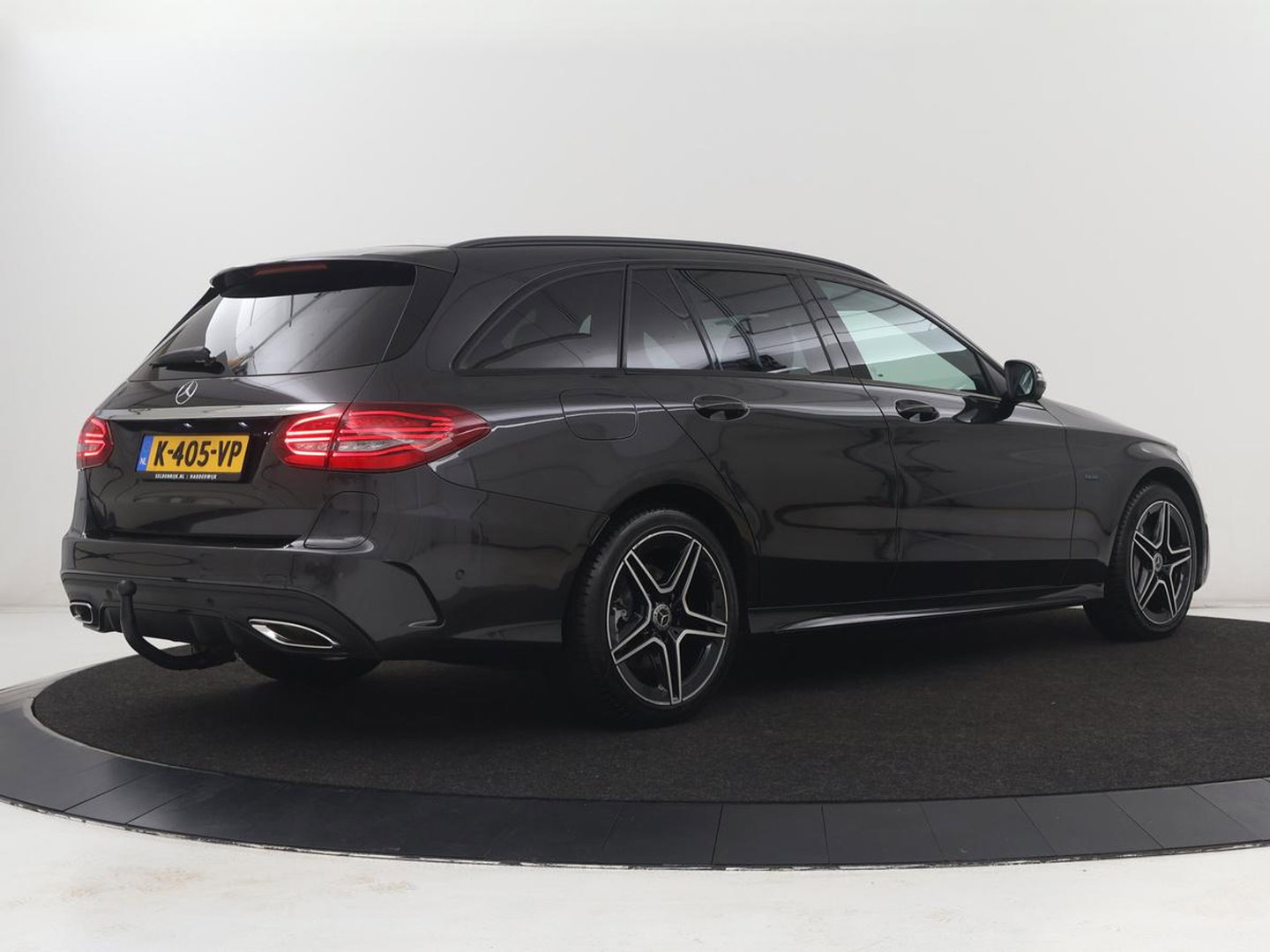 Mercedes-Benz C-Klasse Estate 300 e AMG Limited Edition | SOH 84.9% | Virtual | Trekhaak | 360 Camera | Navi | Carplay | Sportstoelen | Climate Control | Cruise Control | Elec. Kofferklep