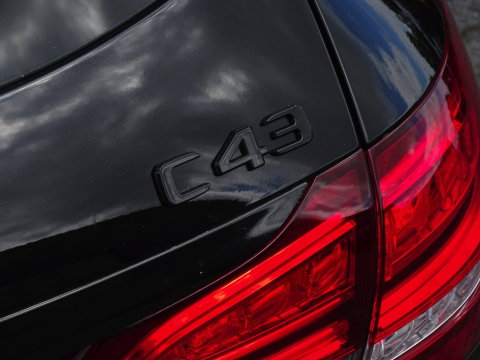 Mercedes-Benz C-Klasse Estate 450 367PK V6 AMG 4-MATIC / Burmester / Alcanatara / Distronic /