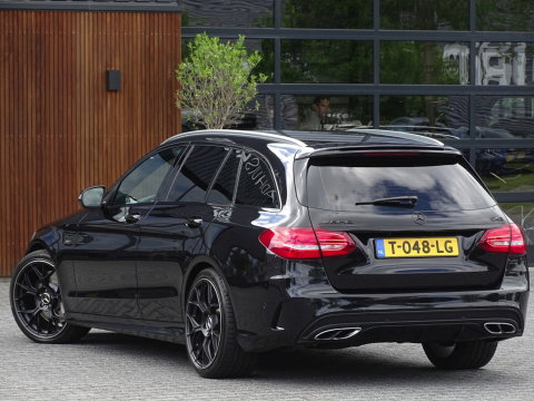 Mercedes-Benz C-Klasse Estate 450 367PK V6 AMG 4-MATIC / Burmester / Alcanatara / Distronic /