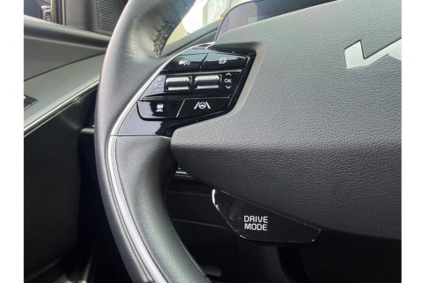 Kia Niro 1.6 GDI HEV DYNAM PLUS AUTOMAAT NAVI LMV PDC-CAMERA