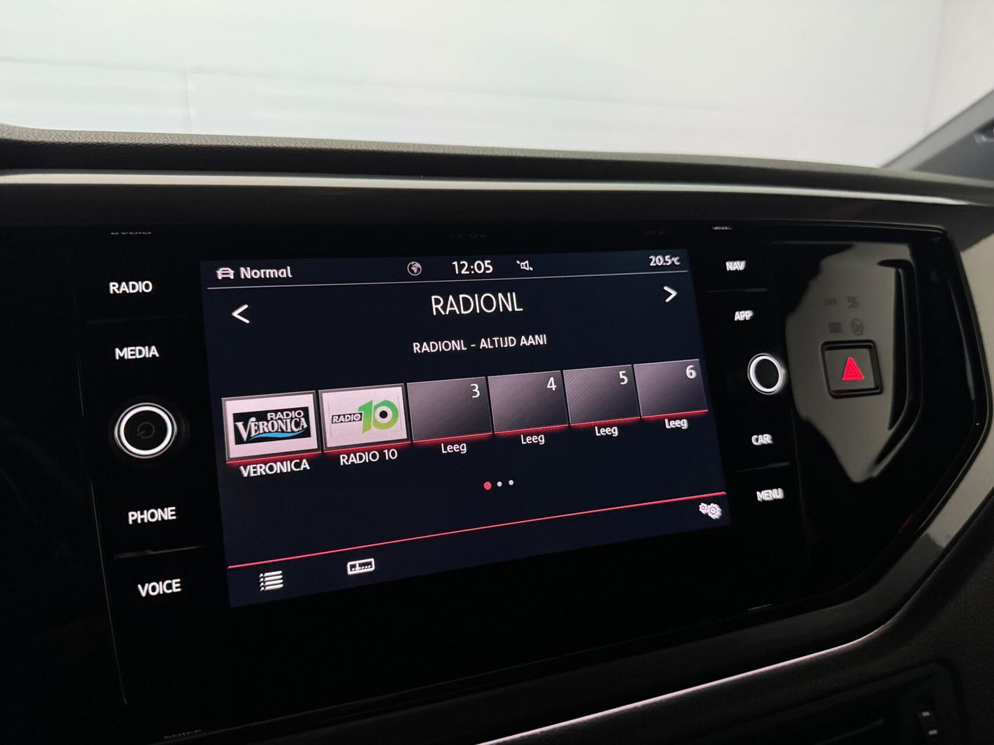 Volkswagen Polo 2.0 TSI GTI Pano Virtual Beats Carplay Camera