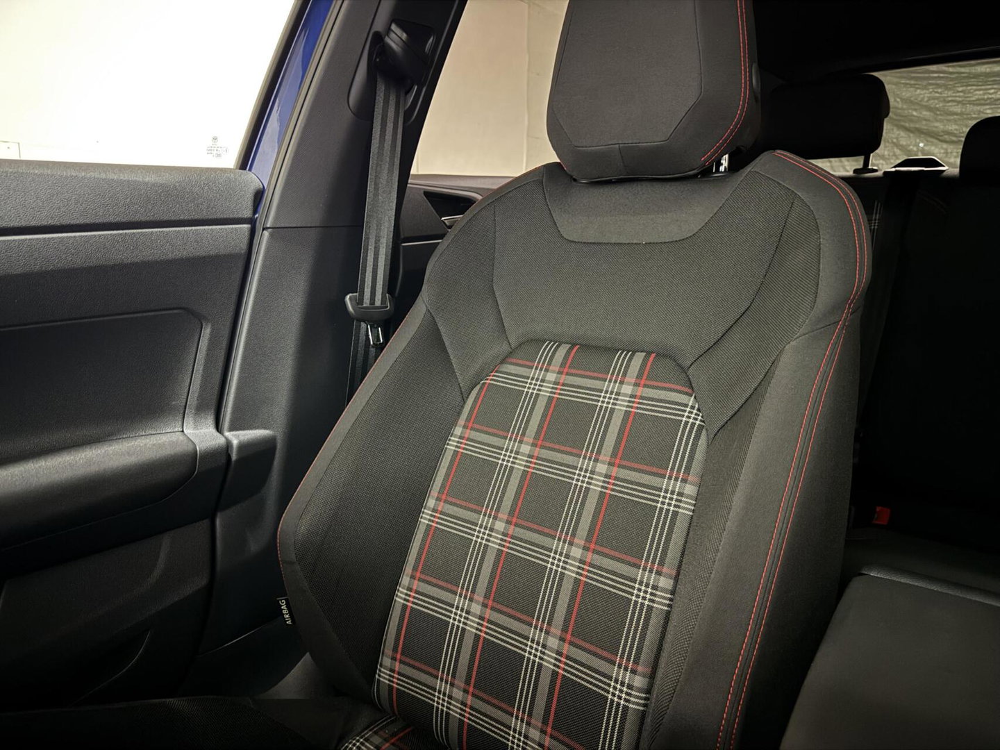 Volkswagen Polo 2.0 TSI GTI Pano Virtual Beats Carplay Camera