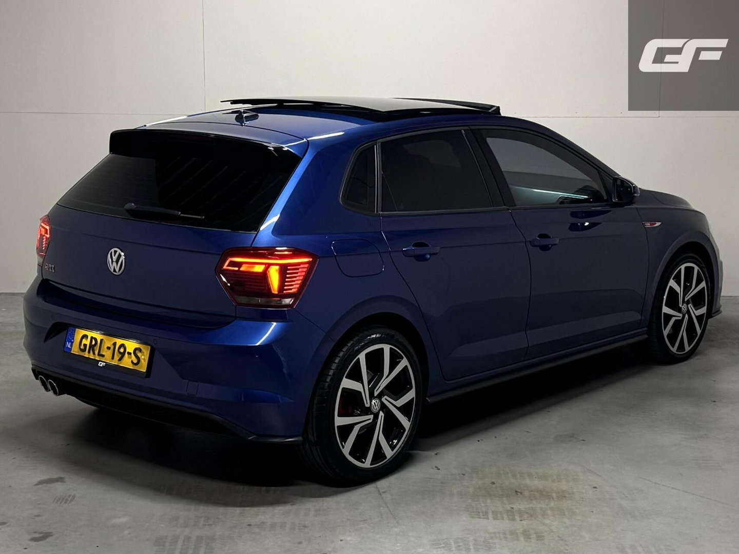 Volkswagen Polo 2.0 TSI GTI Pano Virtual Beats Carplay Camera
