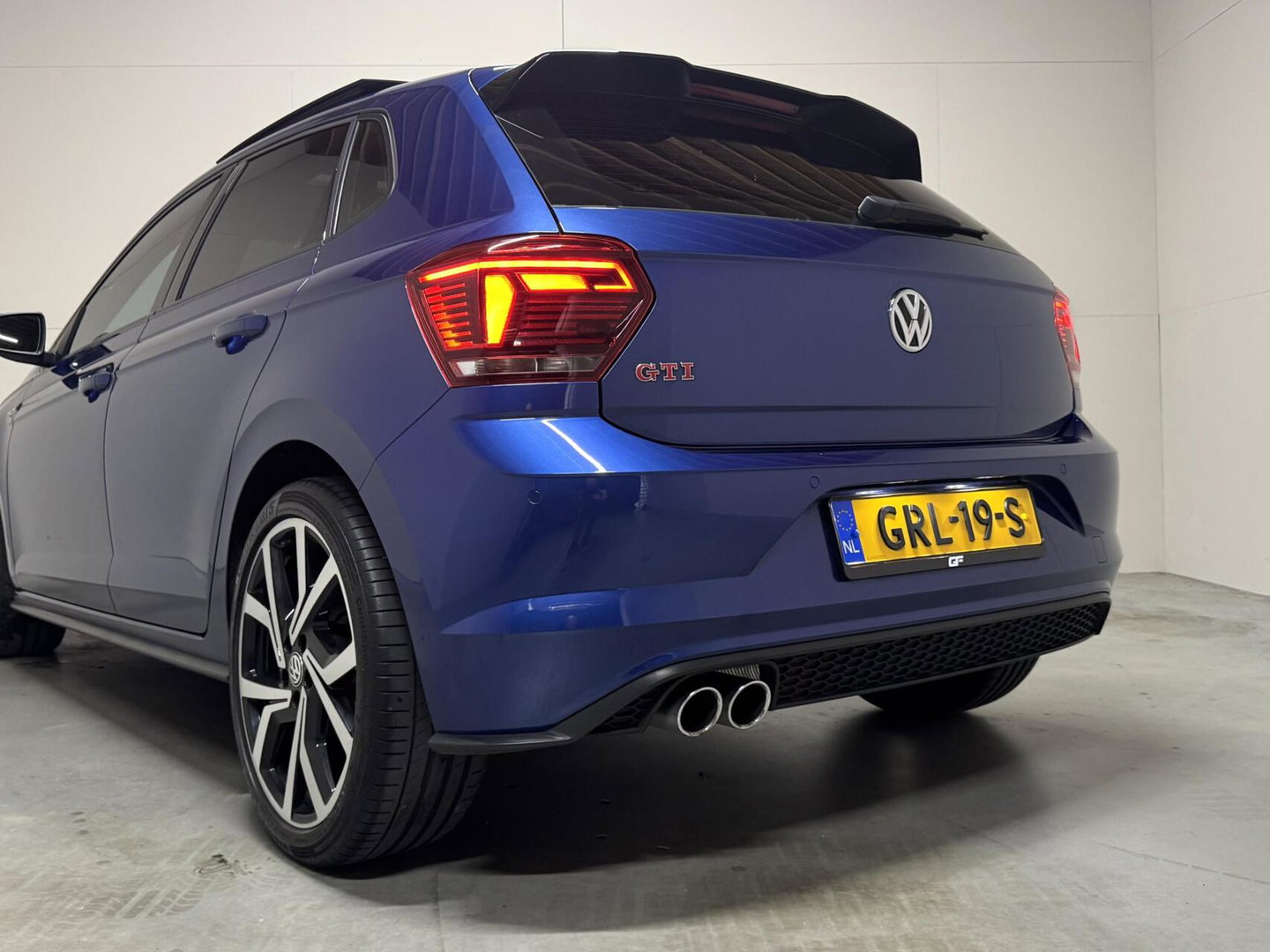 Volkswagen Polo 2.0 TSI GTI Pano Virtual Beats Carplay Camera