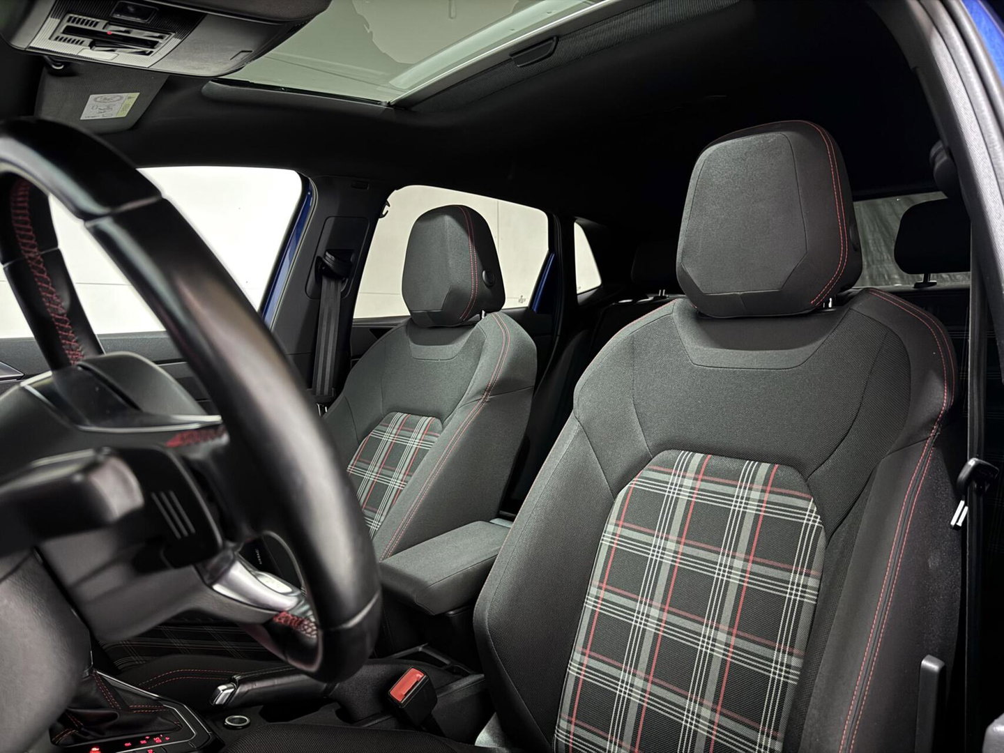 Volkswagen Polo 2.0 TSI GTI Pano Virtual Beats Carplay Camera