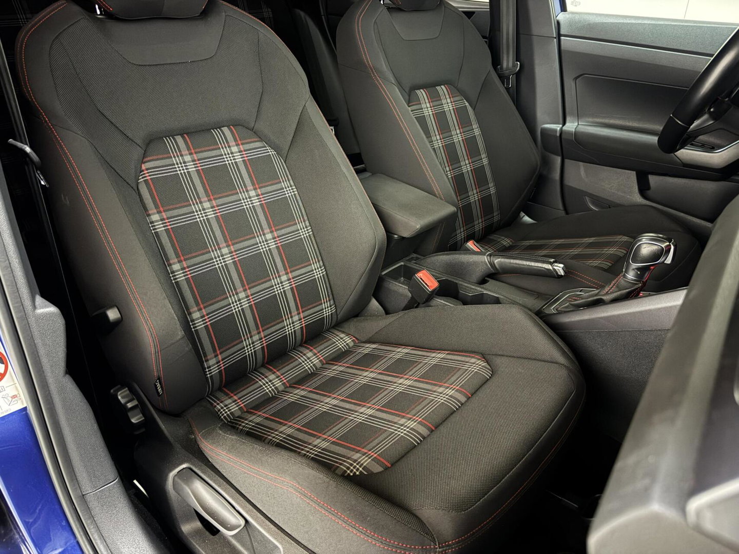 Volkswagen Polo 2.0 TSI GTI Pano Virtual Beats Carplay Camera