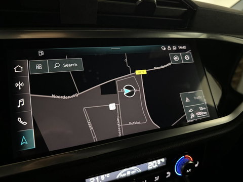 Audi Q3 35 TFSI S-Line Black Edition Pano B&O Leer Camera ACC