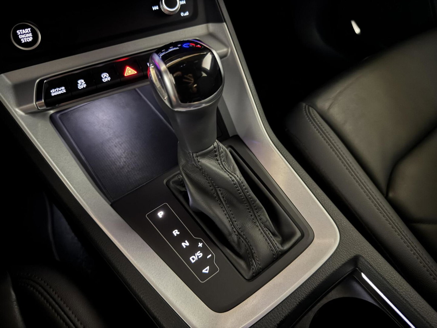 Audi Q3 35 TFSI S-Line Black Edition Pano B&O Leer Camera ACC