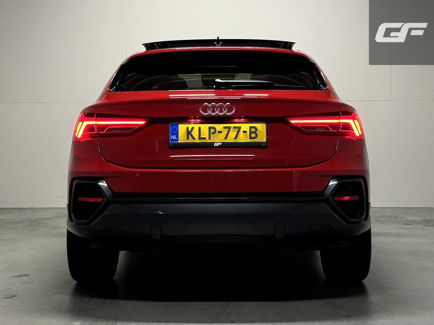 Audi Q3 35 TFSI S-Line Black Edition Pano B&O Leer Camera ACC