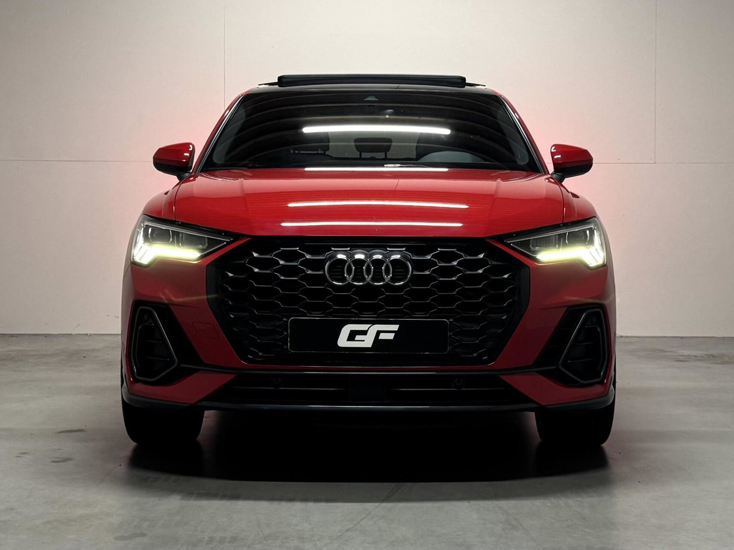 Audi Q3 35 TFSI S-Line Black Edition Pano B&O Leer Camera ACC