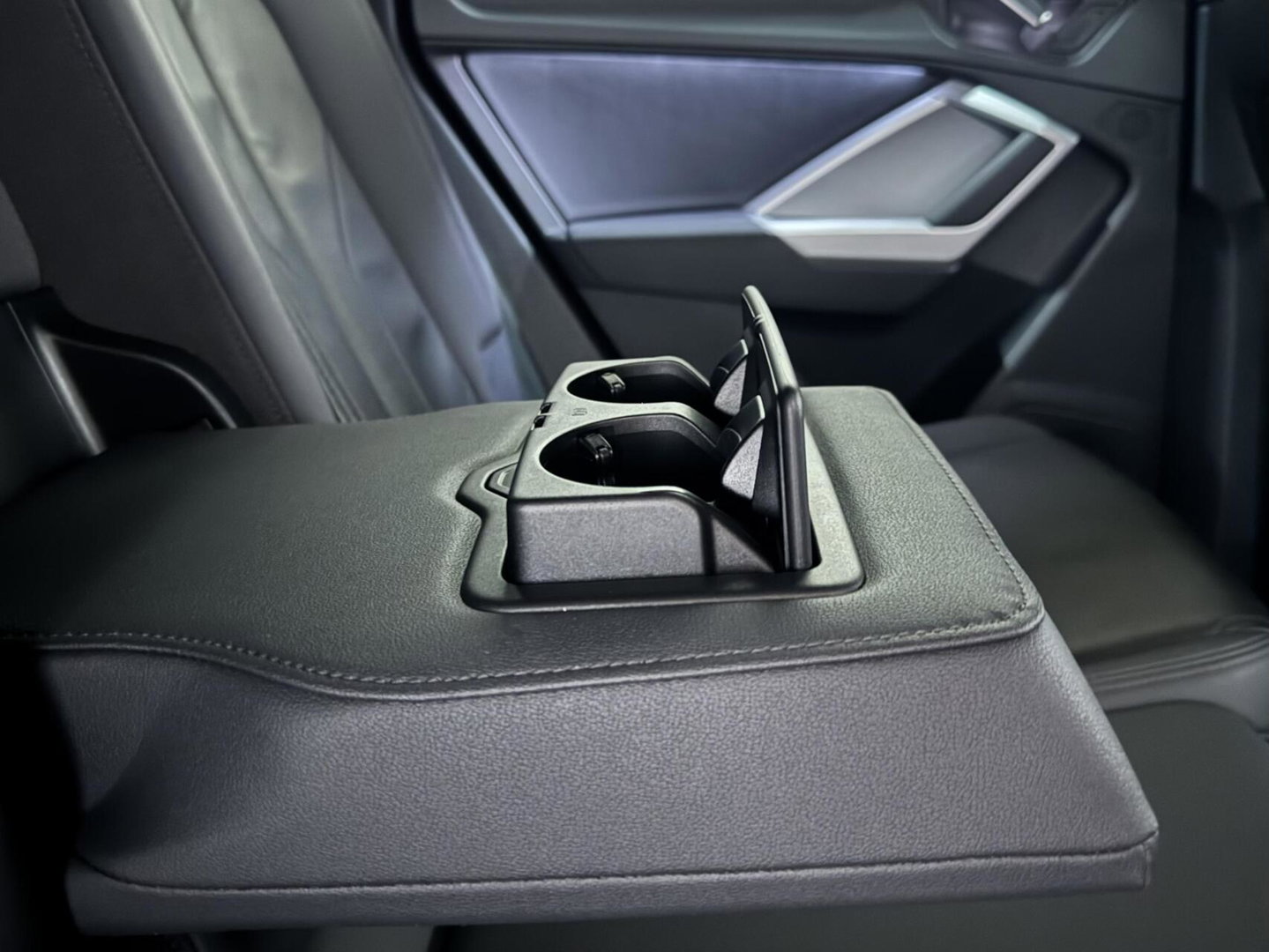 Audi Q3 35 TFSI S-Line Black Edition Pano B&O Leer Camera ACC