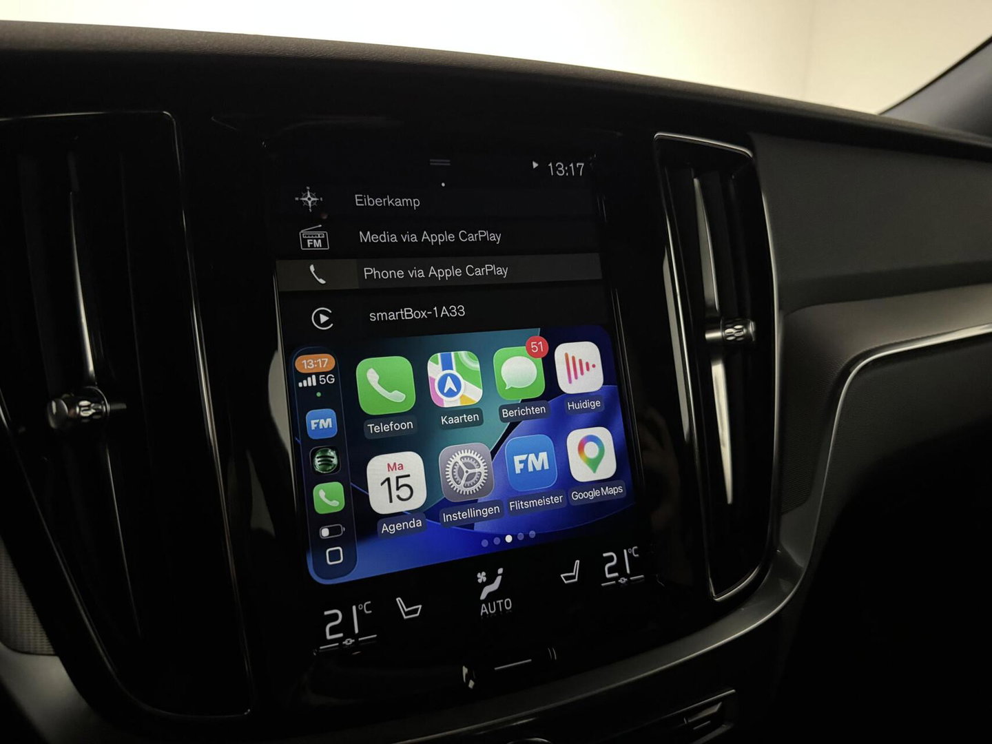 Volvo V60 2.0 T8 Recharge AWD R-Design Pano B&W 360° Memory Trekh.