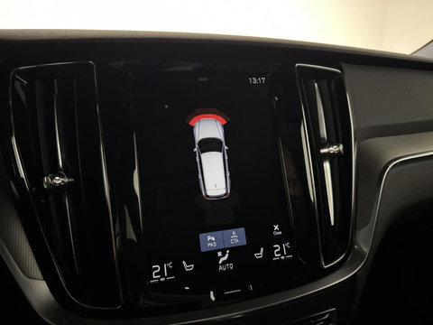 Volvo V60 2.0 T8 Recharge AWD R-Design Pano B&W 360° Memory Trekh.