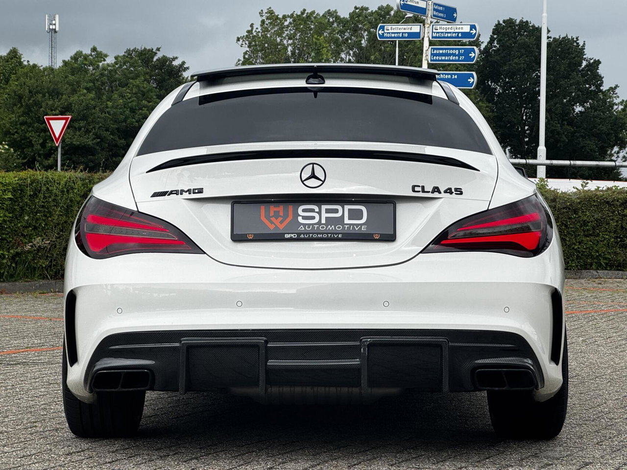 Mercedes-Benz CLA