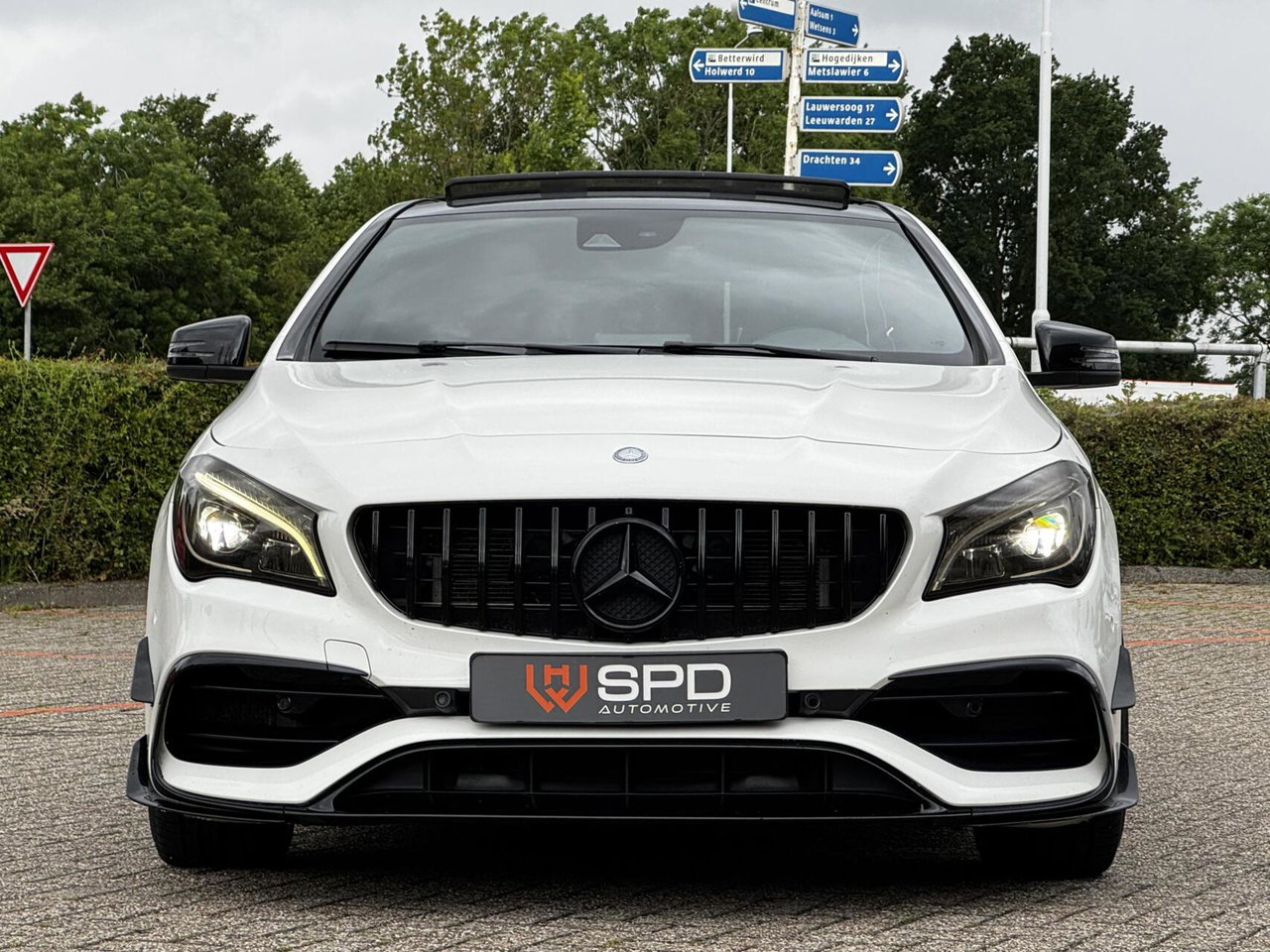 Mercedes-Benz CLA