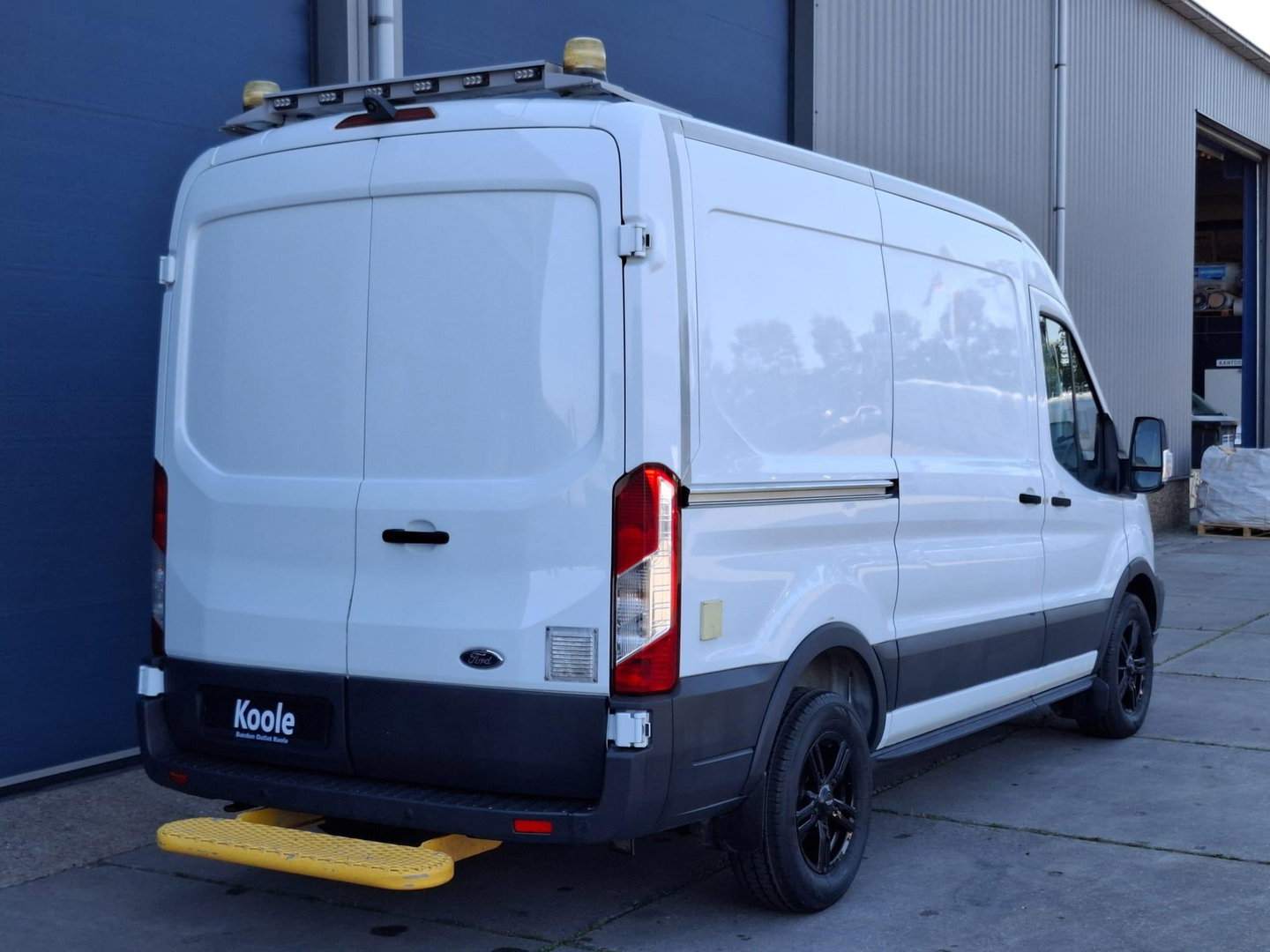 Ford Transit 350 2.0 TDCI L2H3 Trend AIRCO / CRUISE CONTROLE / L2H2 / KASTEN INRICHTING / EURO 6