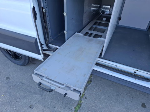Ford Transit 350 2.0 TDCI L2H3 Trend AIRCO / CRUISE CONTROLE / L2H2 / KASTEN INRICHTING / EURO 6