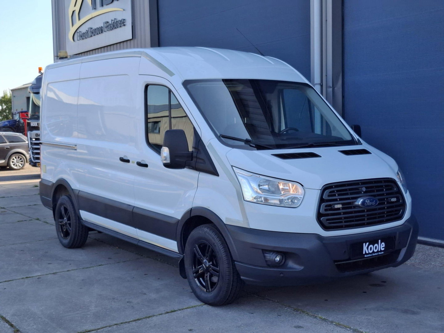 Ford Transit 350 2.0 TDCI L2H3 Trend AIRCO / CRUISE CONTROLE / L2H2 / KASTEN INRICHTING / EURO 6