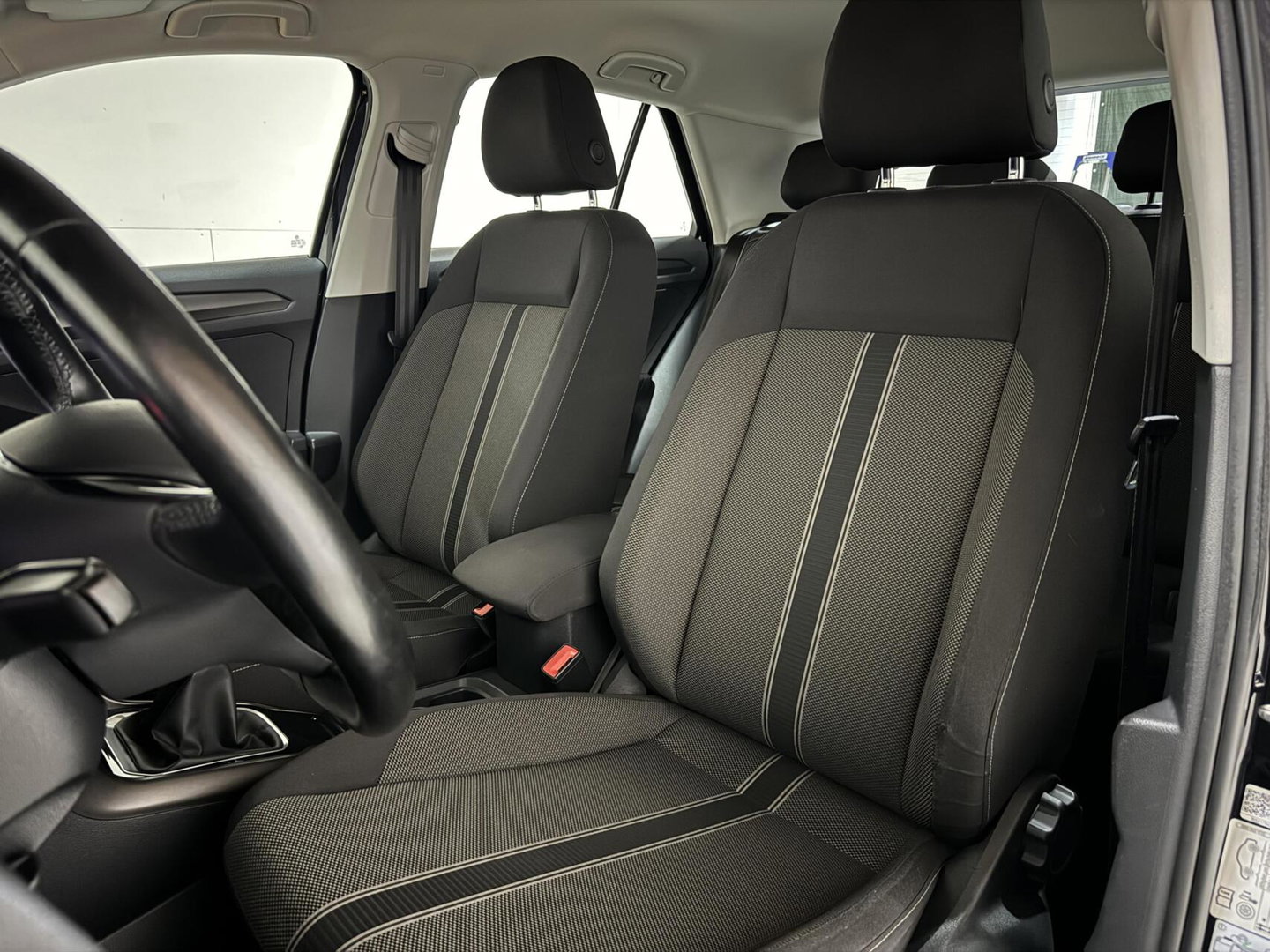 Volkswagen T-Roc 1.0 TSI Style CarPlay ACC Navi Trekh. NAP