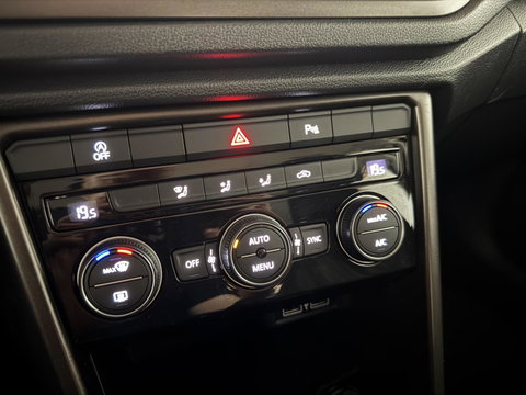 Volkswagen T-Roc 1.0 TSI Style CarPlay ACC Navi Trekh. NAP