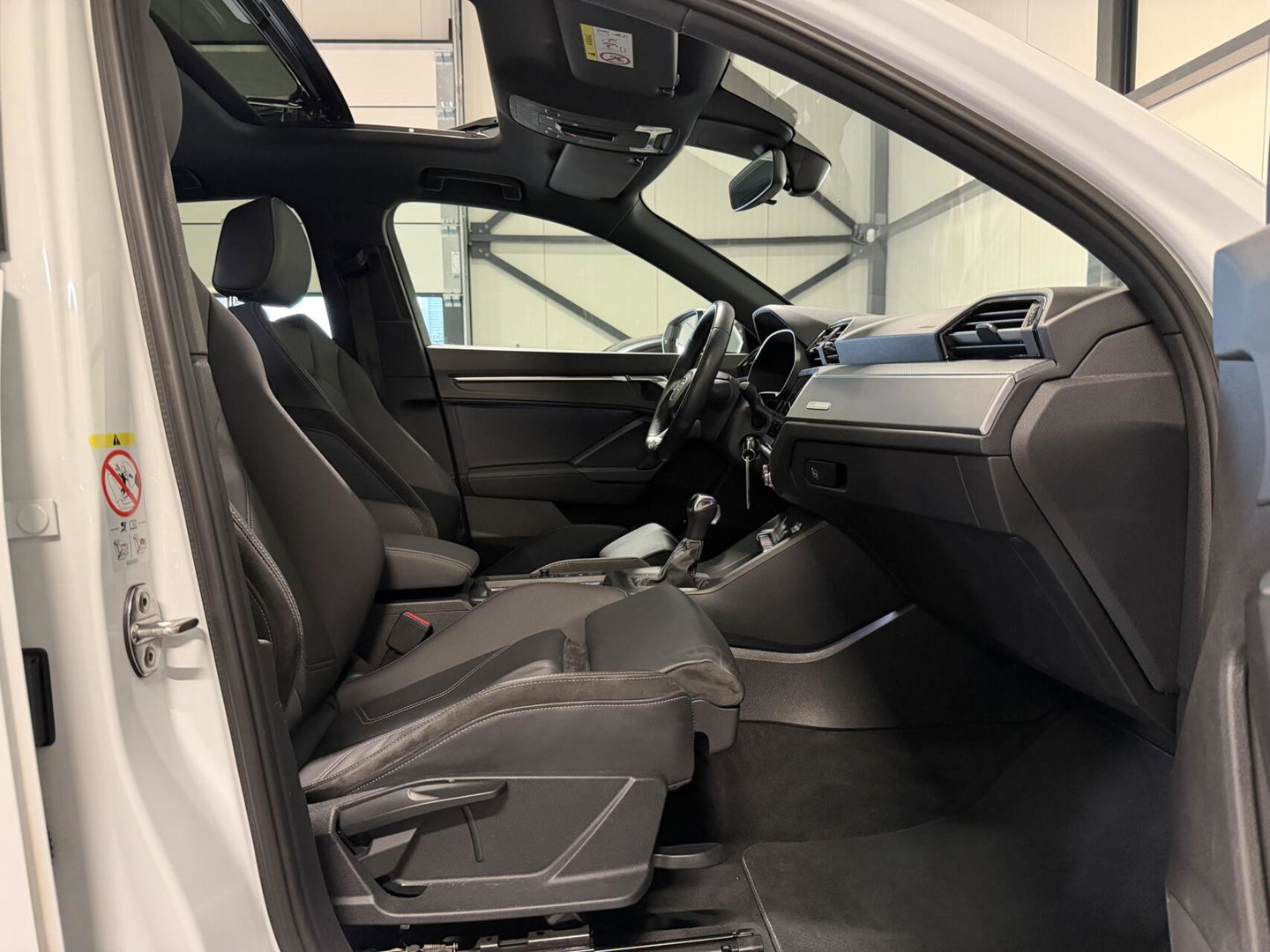 Audi Q3 35 TFSI 3X S-line Pano Virtual leer Black Optic NAP