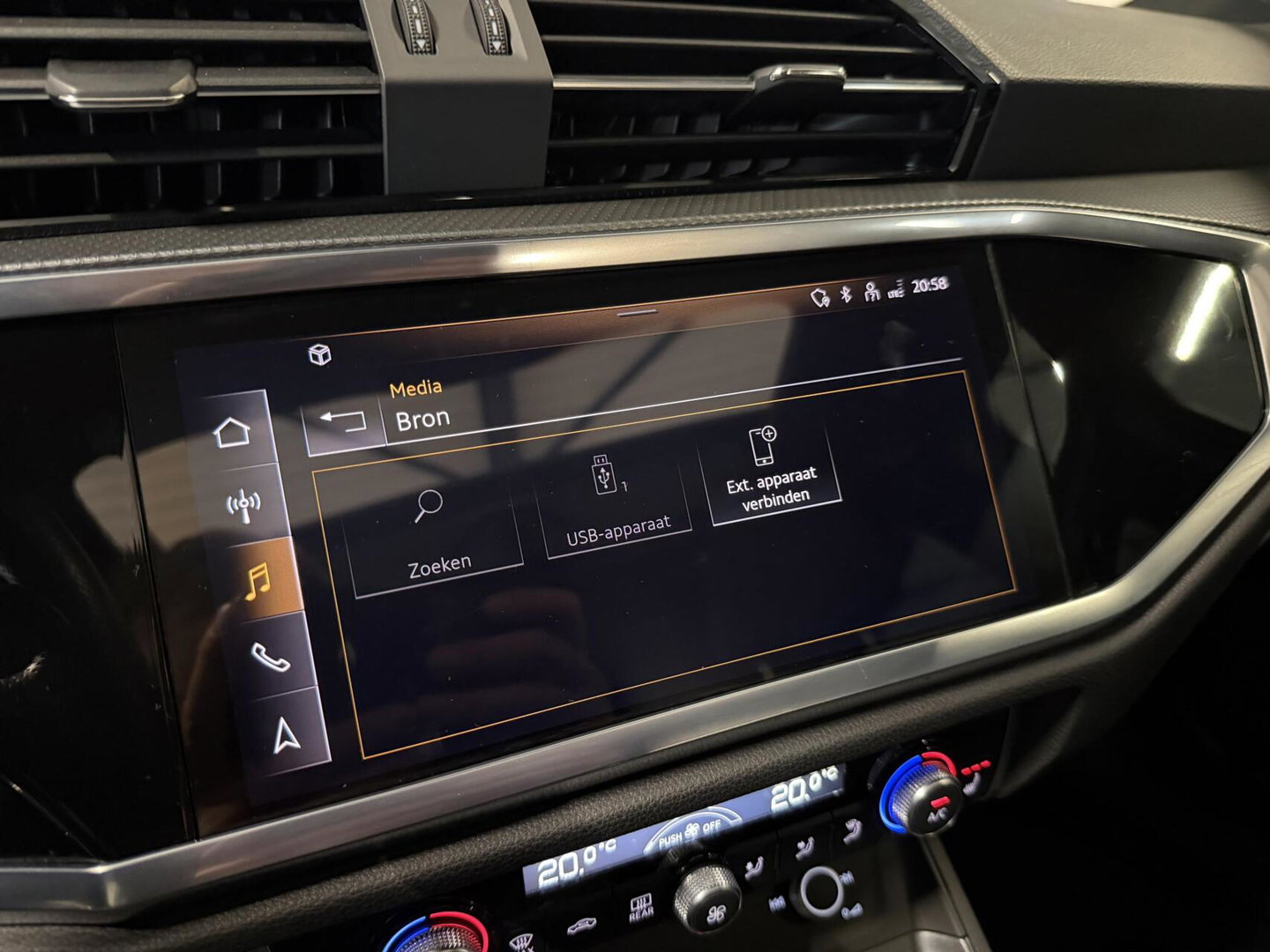 Audi Q3 35 TFSI 3X S-line Pano Virtual leer Black Optic NAP