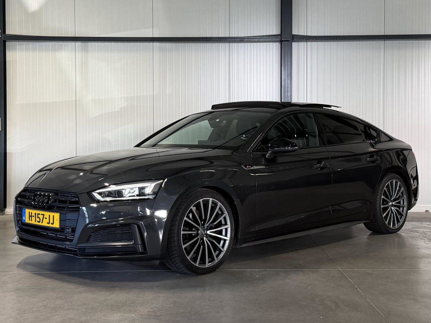 Audi A5 Sportback 35 TFSI S-line black edition Pano Trekhaak
