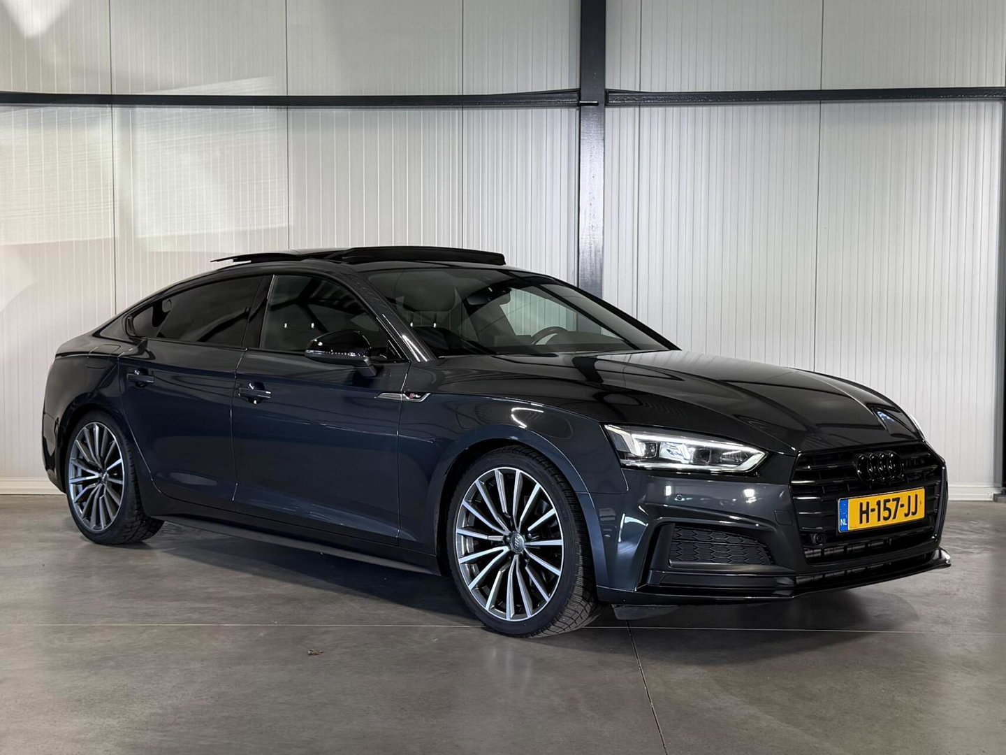 Audi A5 Sportback 35 TFSI S-line black edition Pano Trekhaak