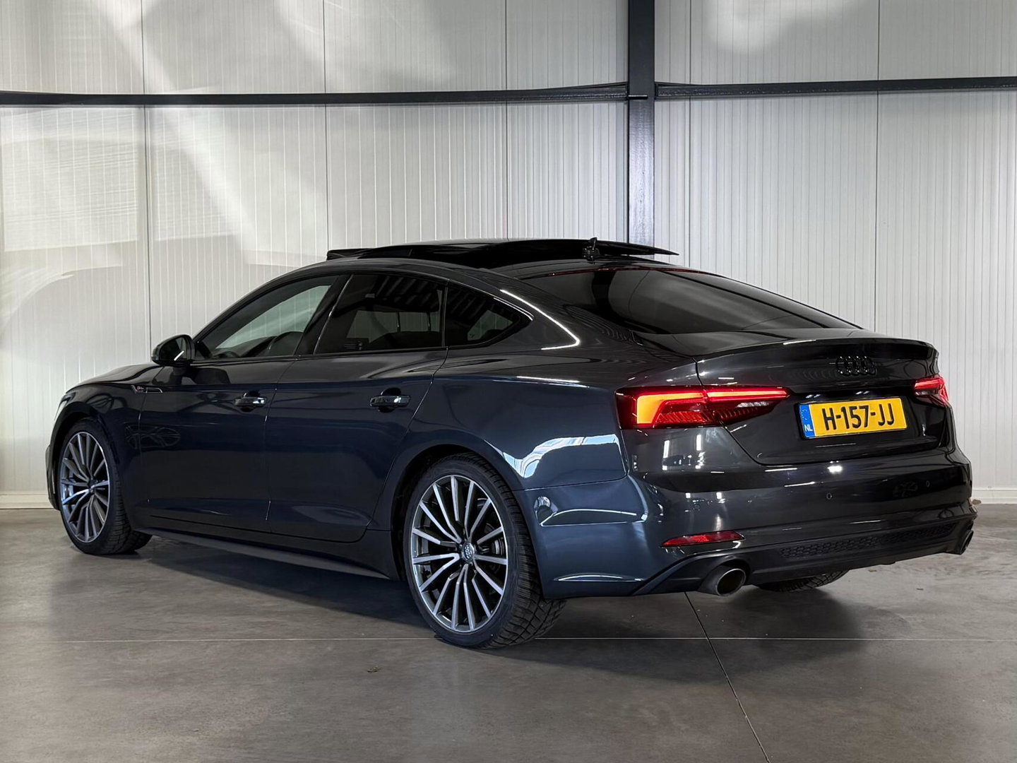 Audi A5 Sportback 35 TFSI S-line black edition Pano Trekhaak
