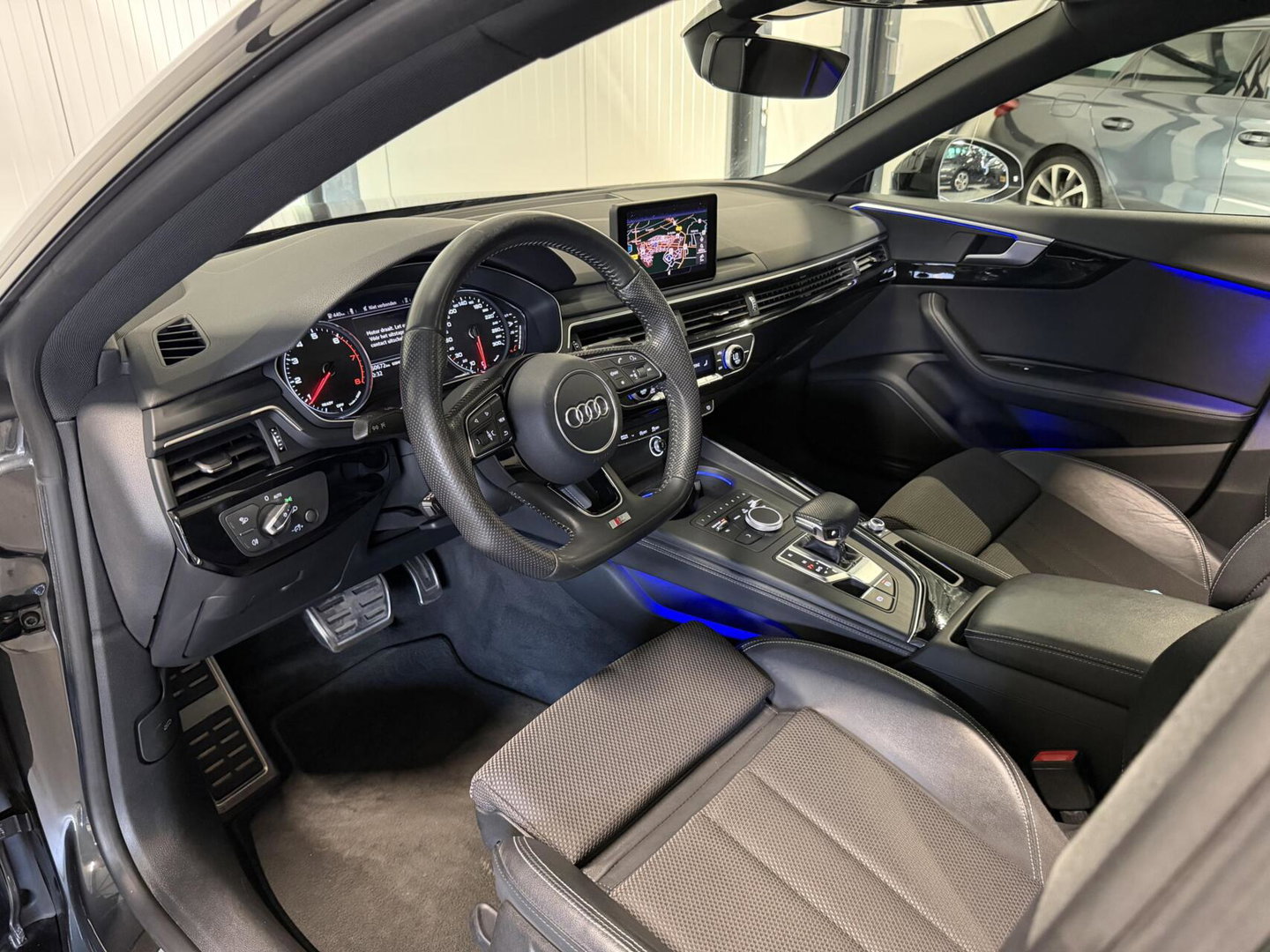 Audi A5 Sportback 35 TFSI S-line black edition Pano Trekhaak