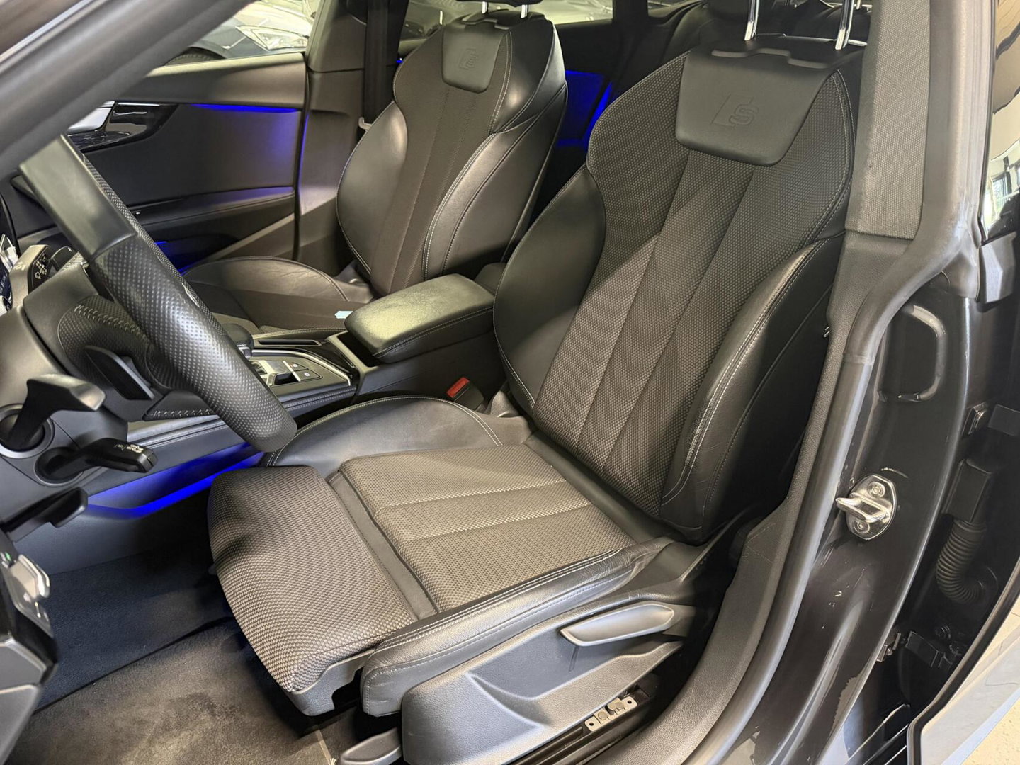 Audi A5 Sportback 35 TFSI S-line black edition Pano Trekhaak