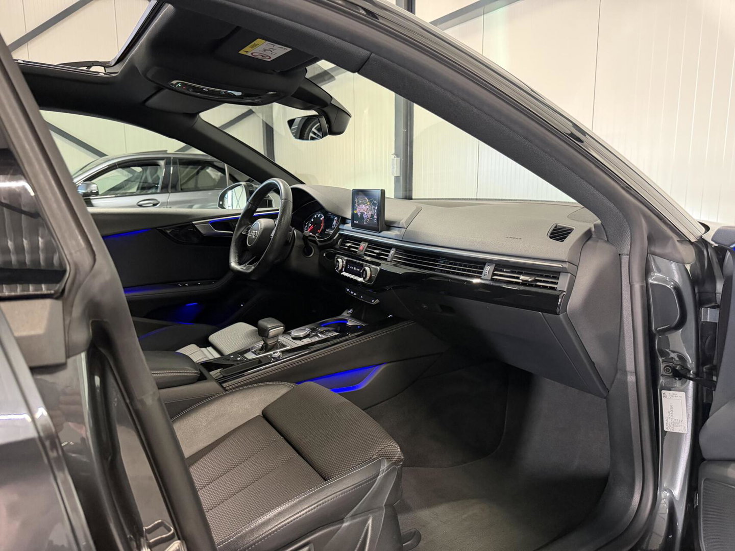 Audi A5 Sportback 35 TFSI S-line black edition Pano Trekhaak