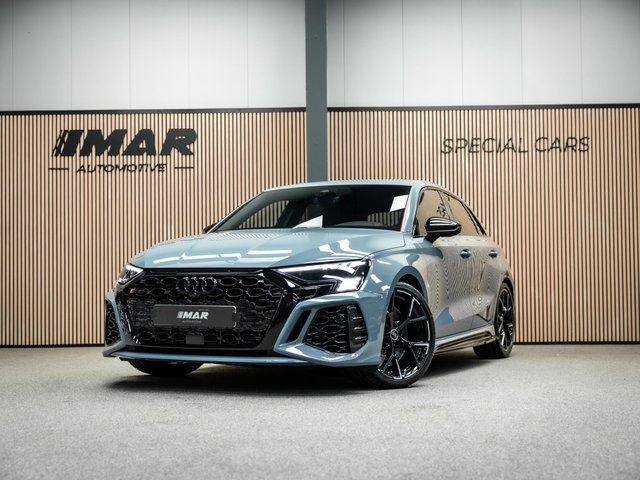 Audi RS3 - A3 Sportback 2.5 TFSI quattro